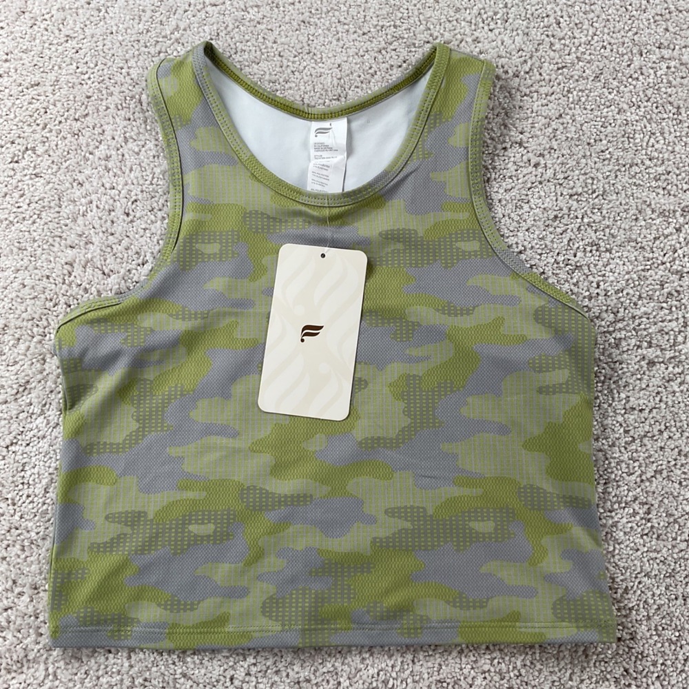Fabletics Mini Kamryn Crop Tank Girls XL 14/16 Green Camo Activewear Top NEW